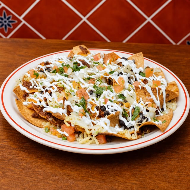 Nachos Vegetarianos (Vegetarian Nachos).
